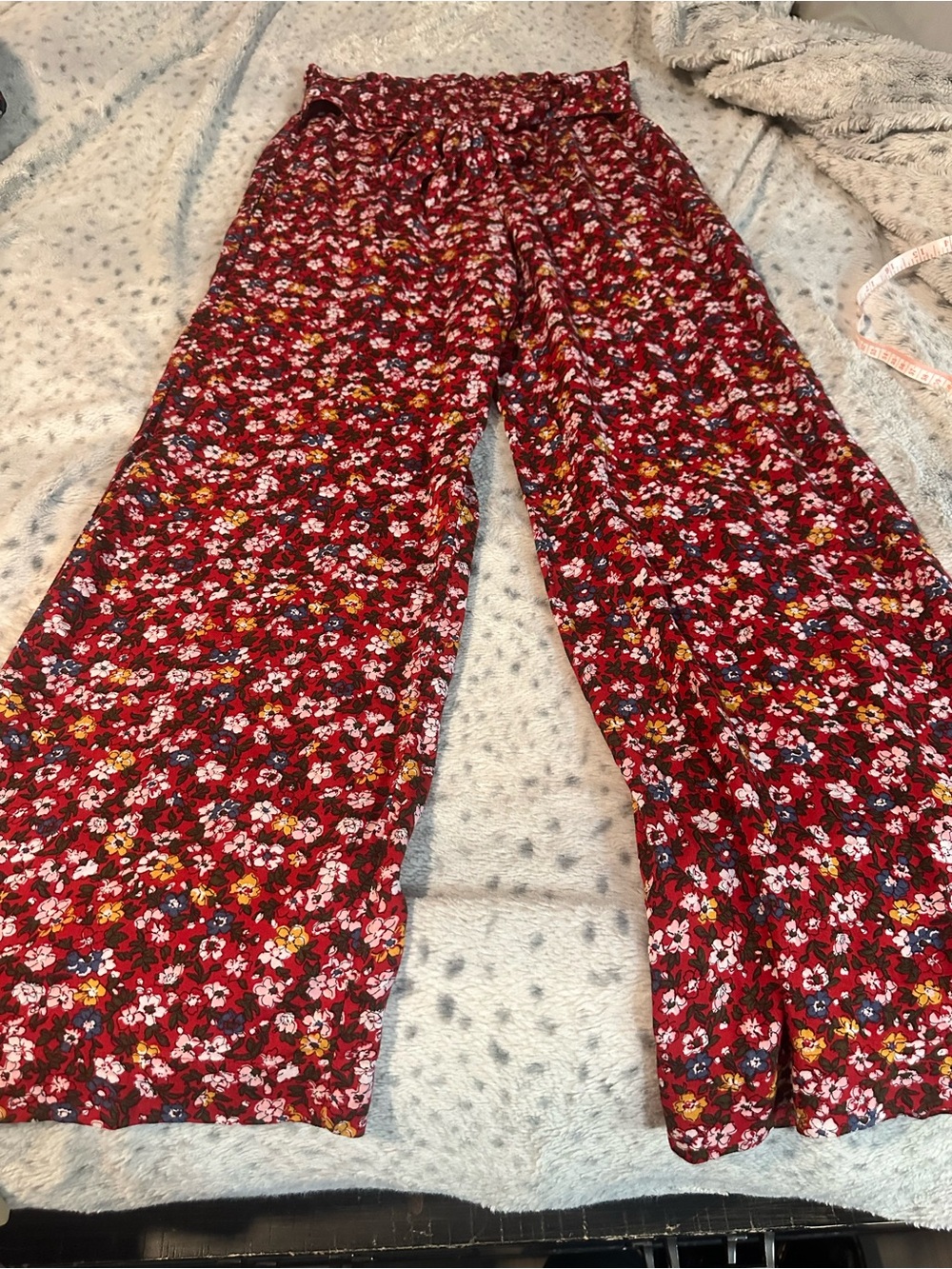 Abercrombie & Fitch Red Floral Wide-Leg Pants